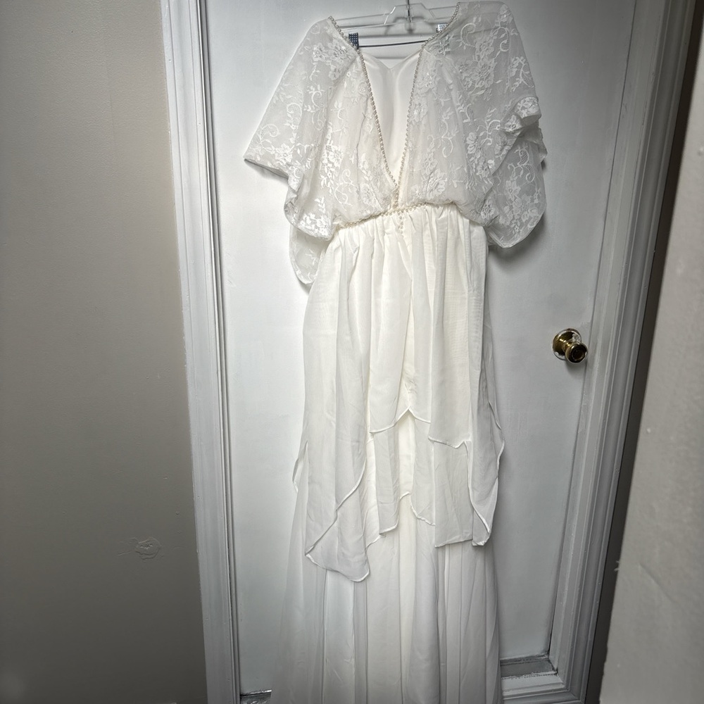 Ivory Lace & Chiffon Layered Wedding Gown